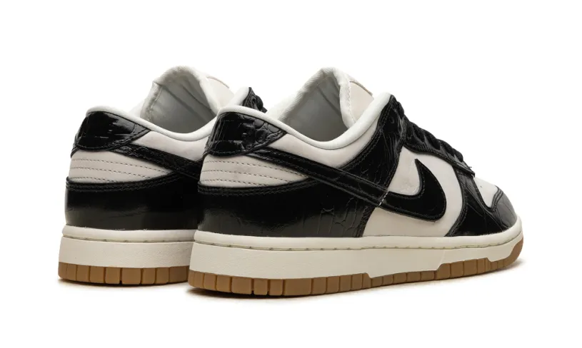 Nike Dunk Wmns Dunk Low LX 'Black Croc'